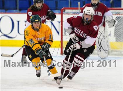 Thumbnail 3 in North Haven/Amity vs. Hamden (at Quinnipiac University) photogallery.