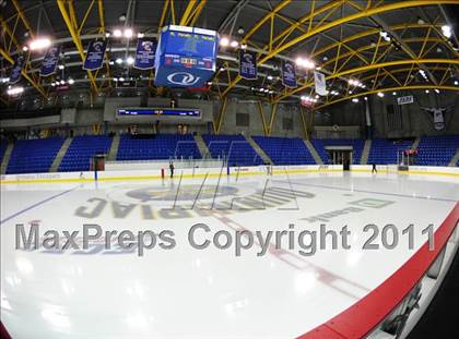 Thumbnail 2 in North Haven/Amity vs. Hamden (at Quinnipiac University) photogallery.