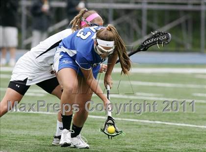 Thumbnail 2 in Hand vs. Darien (CIAC Class M Final) photogallery.