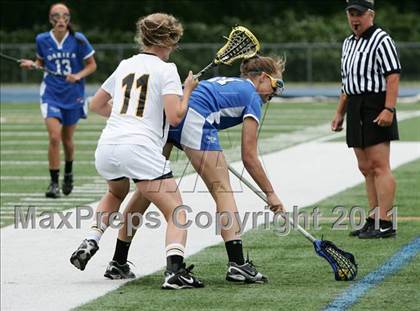 Thumbnail 2 in Hand vs. Darien (CIAC Class M Final) photogallery.