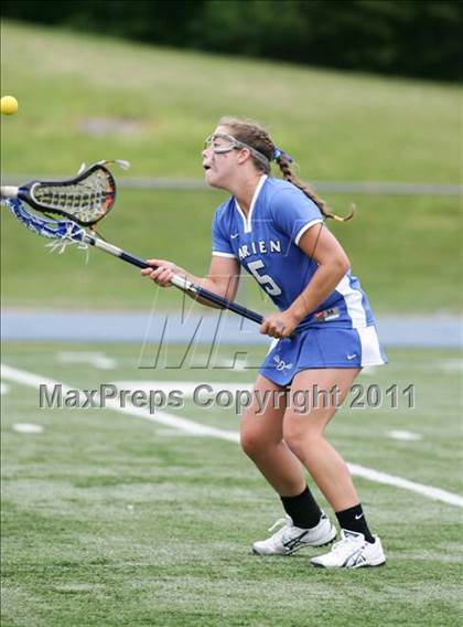 Thumbnail 1 in Hand vs. Darien (CIAC Class M Final) photogallery.