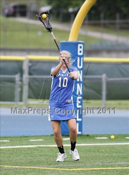 Thumbnail 2 in Hand vs. Darien (CIAC Class M Final) photogallery.