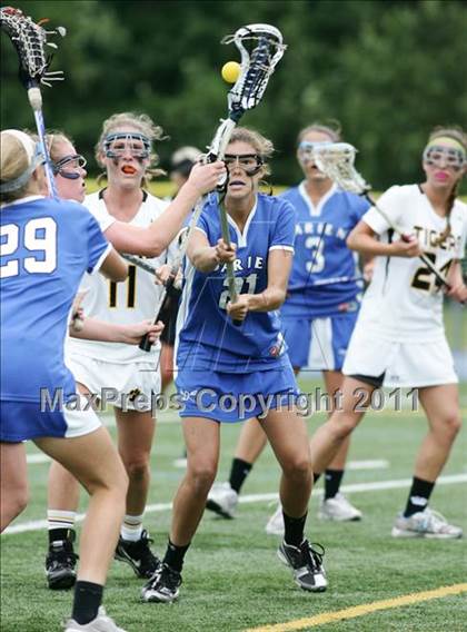 Thumbnail 3 in Hand vs. Darien (CIAC Class M Final) photogallery.