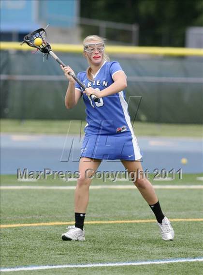 Thumbnail 2 in Hand vs. Darien (CIAC Class M Final) photogallery.