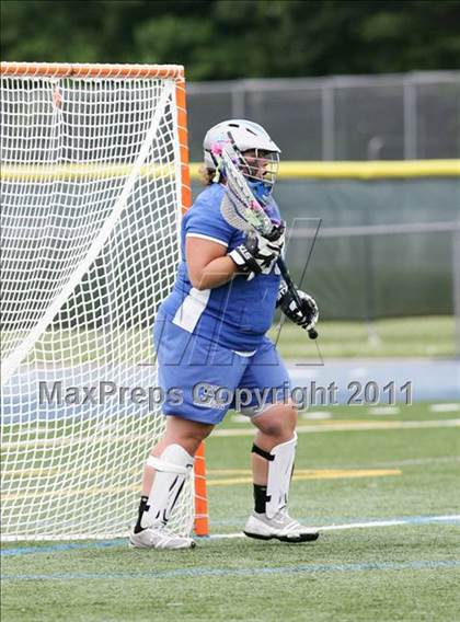 Thumbnail 3 in Hand vs. Darien (CIAC Class M Final) photogallery.