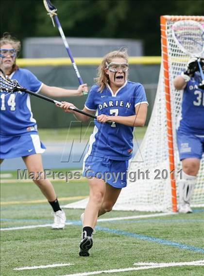 Thumbnail 3 in Hand vs. Darien (CIAC Class M Final) photogallery.