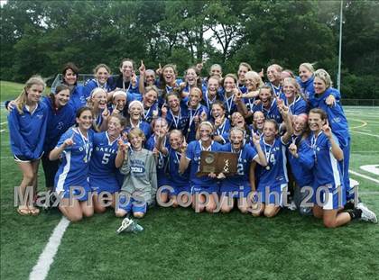 Thumbnail 1 in Hand vs. Darien (CIAC Class M Final) photogallery.