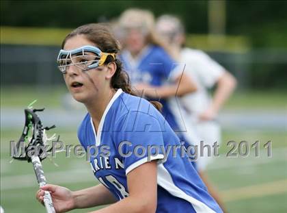 Thumbnail 1 in Hand vs. Darien (CIAC Class M Final) photogallery.