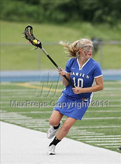 Thumbnail 1 in Hand vs. Darien (CIAC Class M Final) photogallery.