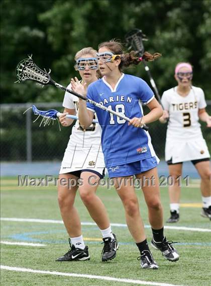 Thumbnail 3 in Hand vs. Darien (CIAC Class M Final) photogallery.