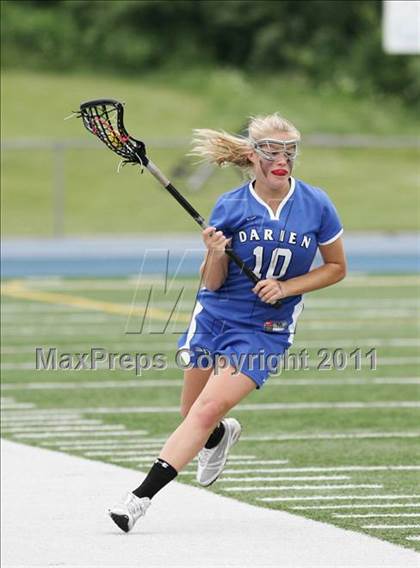 Thumbnail 3 in Hand vs. Darien (CIAC Class M Final) photogallery.