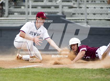 Thumbnail 1 in E.D. White vs Archbishop Hannan (LHSAA 3A Semifinal Playoff)  photogallery.