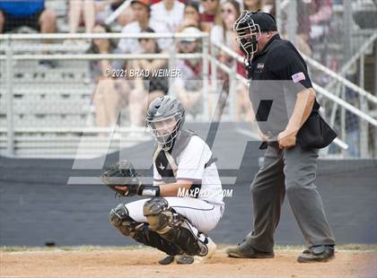 Thumbnail 2 in E.D. White vs Archbishop Hannan (LHSAA 3A Semifinal Playoff)  photogallery.