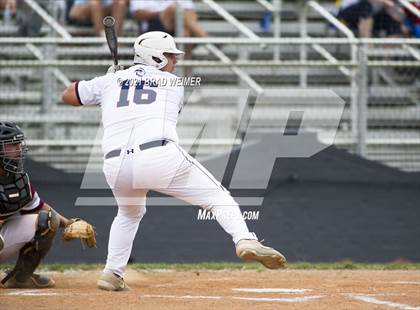 Thumbnail 3 in E.D. White vs Archbishop Hannan (LHSAA 3A Semifinal Playoff)  photogallery.