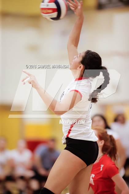 Thumbnail 1 in El Camino Real @ Taft photogallery.
