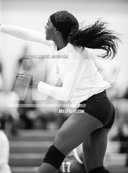 Thumbnail 1 in El Camino Real @ Taft photogallery.