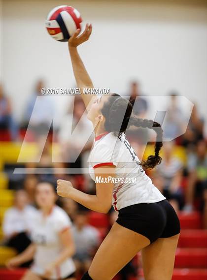 Thumbnail 1 in El Camino Real @ Taft photogallery.