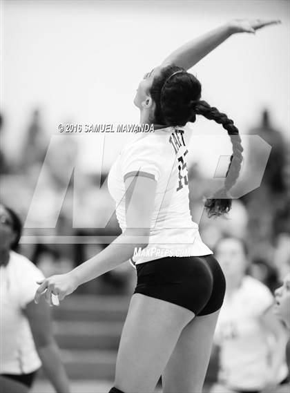 Thumbnail 2 in El Camino Real @ Taft photogallery.