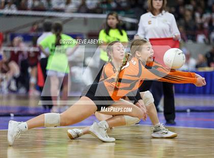 Thumbnail 3 in Lamar vs. Resurrection Christian (CHSAA 3A 2nd Round) photogallery.