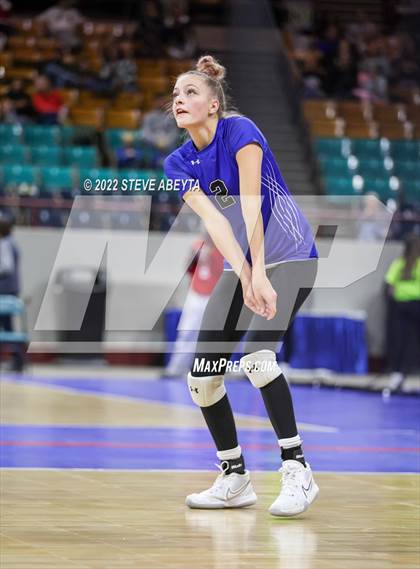 Thumbnail 2 in Lamar vs. Resurrection Christian (CHSAA 3A 2nd Round) photogallery.