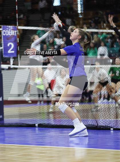 Thumbnail 2 in Lamar vs. Resurrection Christian (CHSAA 3A 2nd Round) photogallery.