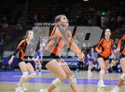 Thumbnail 1 in Lamar vs. Resurrection Christian (CHSAA 3A 2nd Round) photogallery.