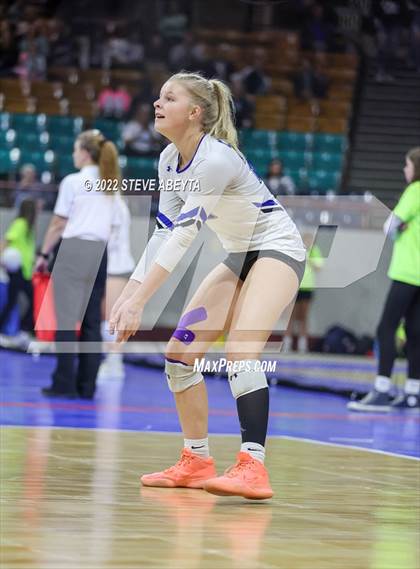 Thumbnail 2 in Lamar vs. Resurrection Christian (CHSAA 3A 2nd Round) photogallery.