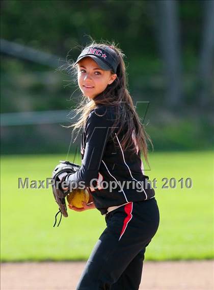 Thumbnail 1 in New Canaan @ Wilton photogallery.