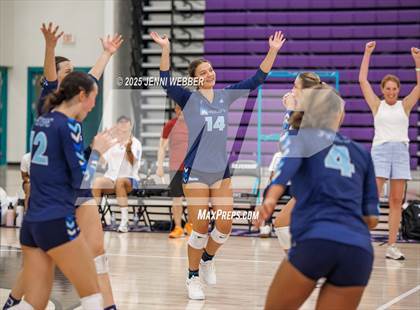 Thumbnail 2 in Sierra Canyon vs. Marymount (Durango Fall Classic) photogallery.