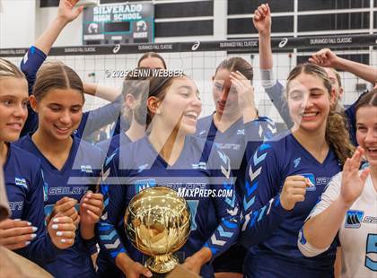 Thumbnail 3 in Sierra Canyon vs. Marymount (Durango Fall Classic) photogallery.