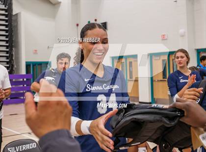 Thumbnail 2 in Sierra Canyon vs. Marymount (Durango Fall Classic) photogallery.