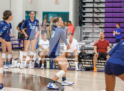 Thumbnail 2 in Sierra Canyon vs. Marymount (Durango Fall Classic) photogallery.