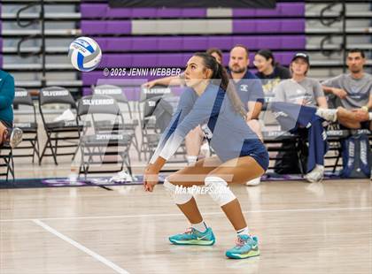 Thumbnail 2 in Sierra Canyon vs. Marymount (Durango Fall Classic) photogallery.