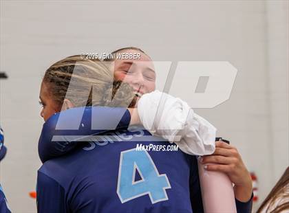 Thumbnail 2 in Sierra Canyon vs. Marymount (Durango Fall Classic) photogallery.
