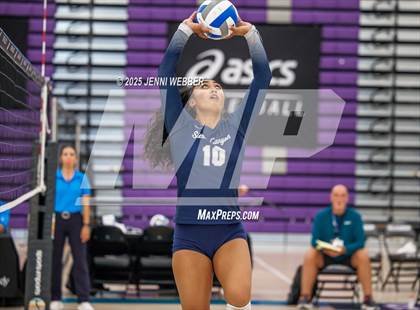 Thumbnail 3 in Sierra Canyon vs. Marymount (Durango Fall Classic) photogallery.