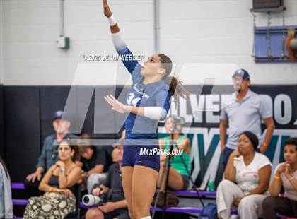 Thumbnail 2 in Sierra Canyon vs. Marymount (Durango Fall Classic) photogallery.