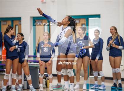 Thumbnail 1 in Sierra Canyon vs. Marymount (Durango Fall Classic) photogallery.