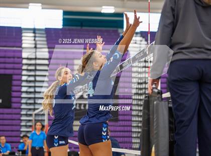 Thumbnail 3 in Sierra Canyon vs. Marymount (Durango Fall Classic) photogallery.