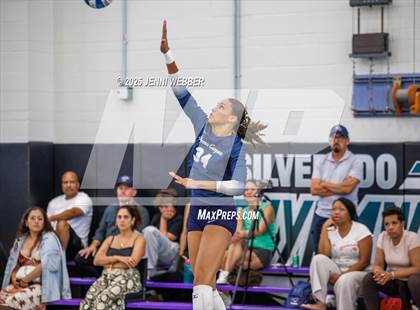 Thumbnail 2 in Sierra Canyon vs. Marymount (Durango Fall Classic) photogallery.