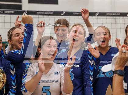 Thumbnail 2 in Sierra Canyon vs. Marymount (Durango Fall Classic) photogallery.