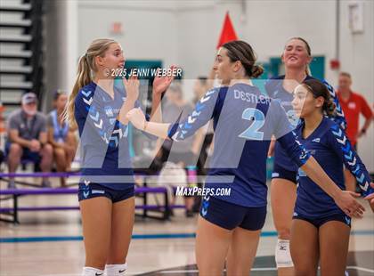 Thumbnail 2 in Sierra Canyon vs. Marymount (Durango Fall Classic) photogallery.