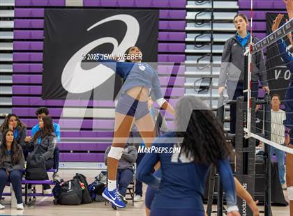 Thumbnail 3 in Sierra Canyon vs. Marymount (Durango Fall Classic) photogallery.