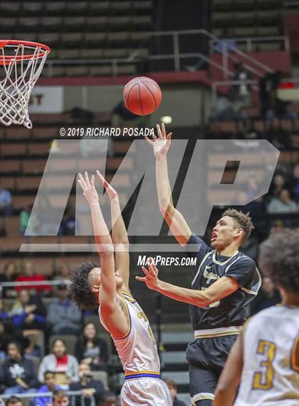 Thumbnail 3 in Bakersfield Christian vs. Foothill (CIF CS D IV Final) photogallery.