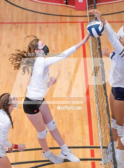 Thumbnail 1 in Mayfield vs. Vista Murrieta (Nike Tournament of Champions) photogallery.
