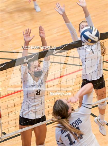 Thumbnail 1 in Mayfield vs. Vista Murrieta (Nike Tournament of Champions) photogallery.