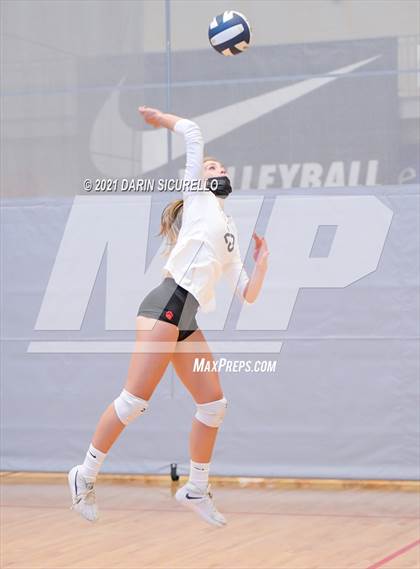Thumbnail 3 in Mayfield vs. Vista Murrieta (Nike Tournament of Champions) photogallery.