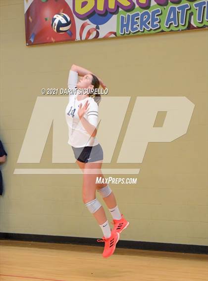 Thumbnail 2 in Mayfield vs. Vista Murrieta (Nike Tournament of Champions) photogallery.