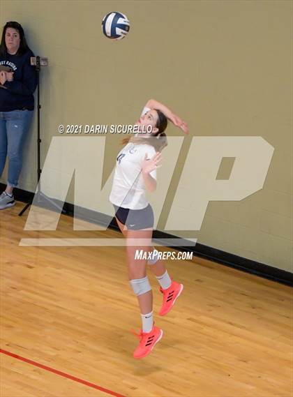 Thumbnail 2 in Mayfield vs. Vista Murrieta (Nike Tournament of Champions) photogallery.