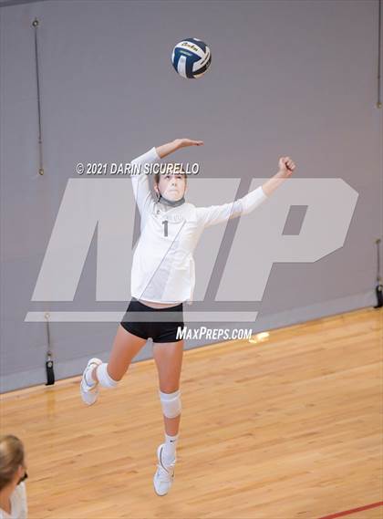 Thumbnail 2 in Mayfield vs. Vista Murrieta (Nike Tournament of Champions) photogallery.