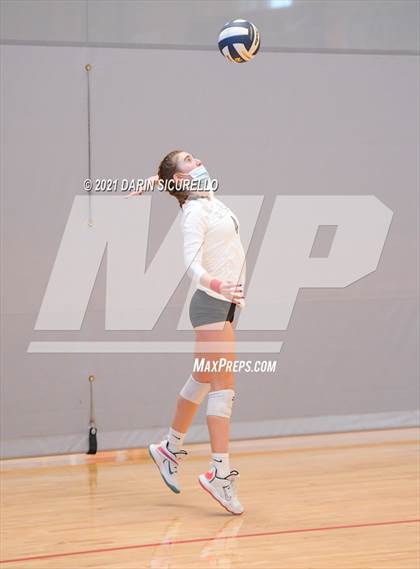 Thumbnail 2 in Mayfield vs. Vista Murrieta (Nike Tournament of Champions) photogallery.